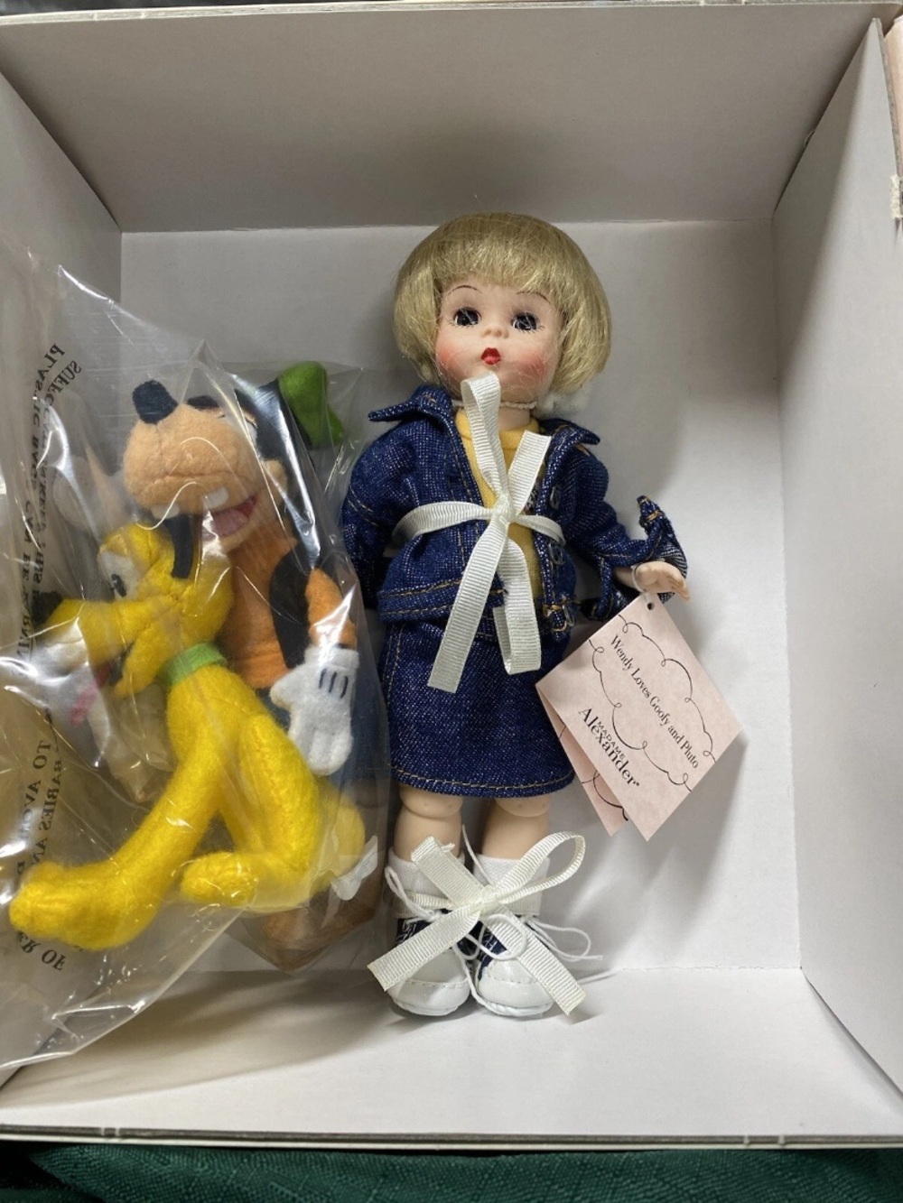 Vintage Madame Alexander Wendy Loves Disney Goofy And Pluto 2004 #39565